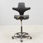 1644 8146 SWIVEL CHAIR